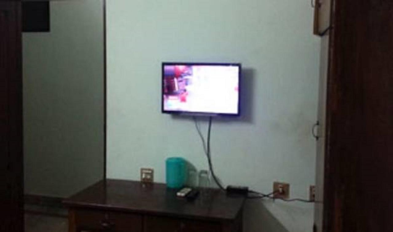 Hotel Boban Plaza Thiruvananthapuram ภายนอก รูปภาพ