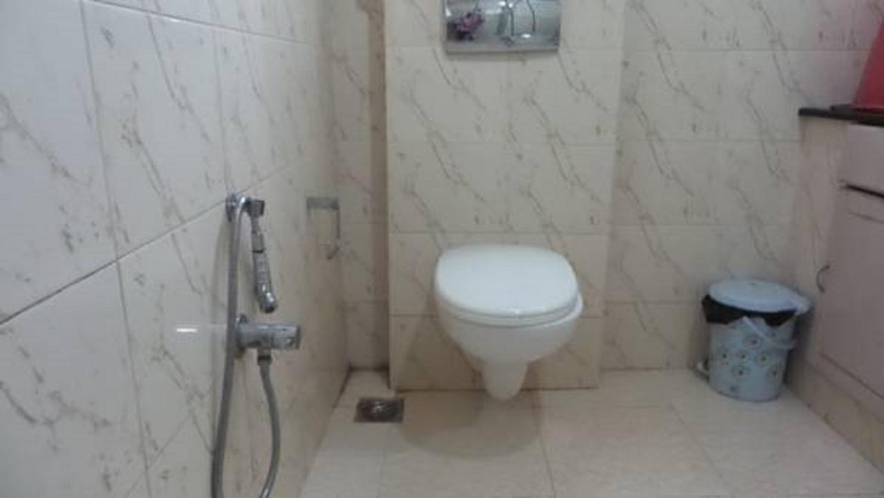 Hotel Boban Plaza Thiruvananthapuram ภายนอก รูปภาพ